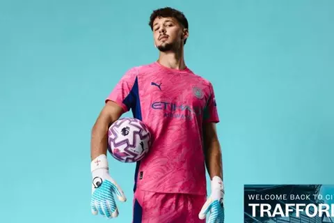 فانتازي يلا كورة.. مانشستر سيتي يكشف عن سعر جيمس ترافورد